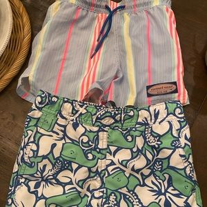 Boys 4T Vineyard Vines swim trunks. Excellent Condition.